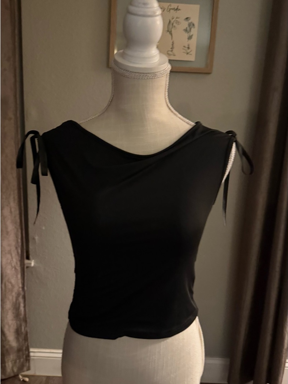 Forever 21 Black Tie-Shoulder Tank Top